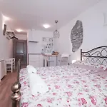 Apartments Pia