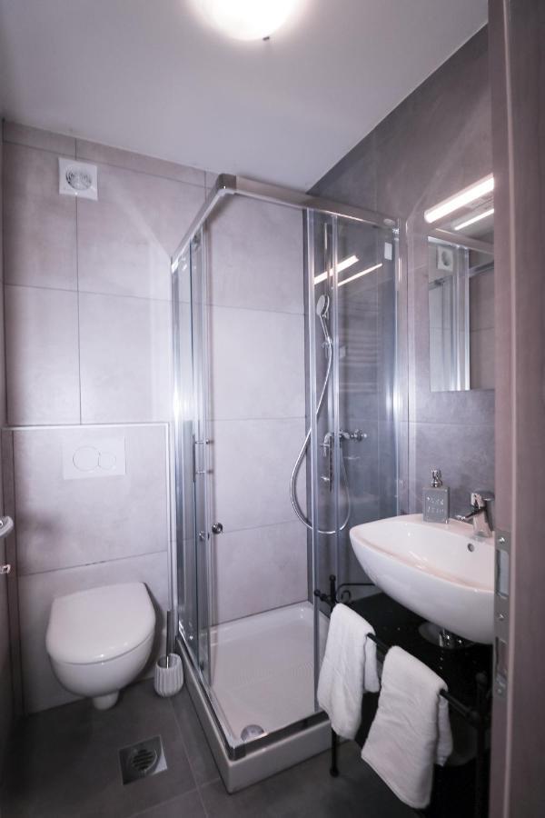 Apartament Pia